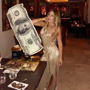 Meet your Posher, Lilisandra